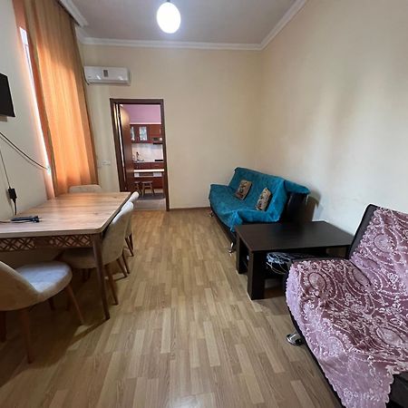 Apartment Merabi Batumi Eksteriør bilde