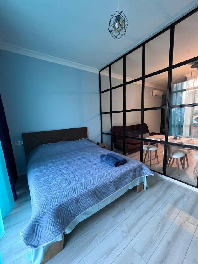 Apartment Merabi Batumi Eksteriør bilde