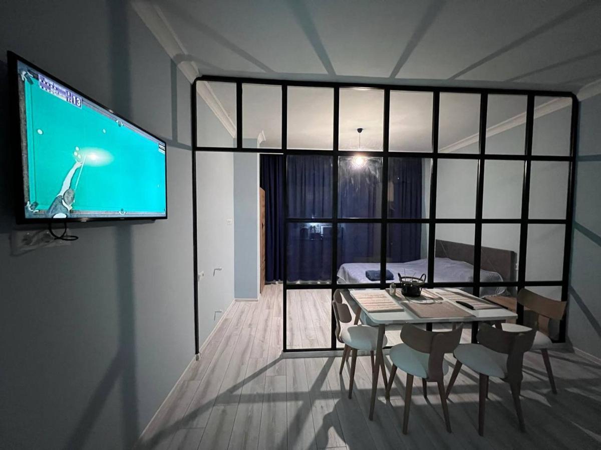 Apartment Merabi Batumi Eksteriør bilde