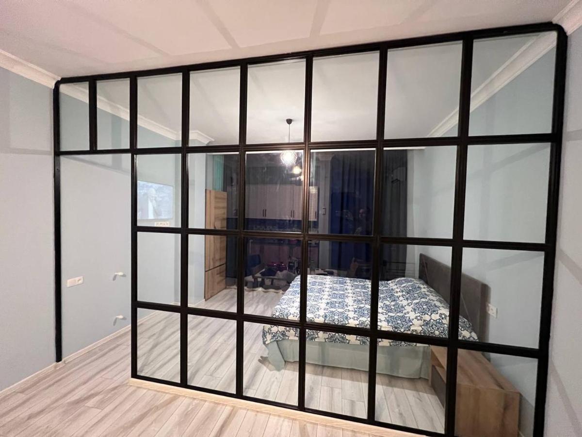 Apartment Merabi Batumi Eksteriør bilde