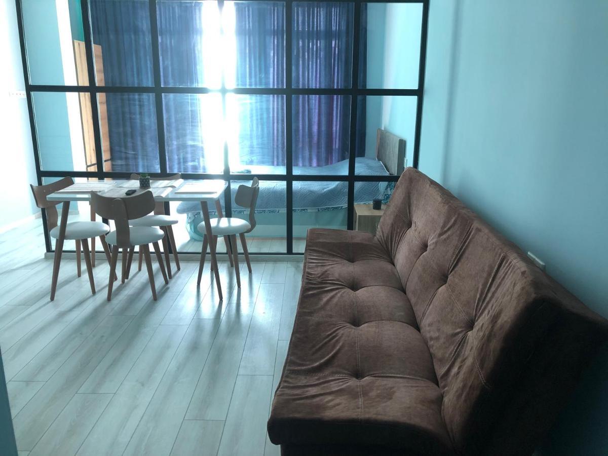 Apartment Merabi Batumi Eksteriør bilde