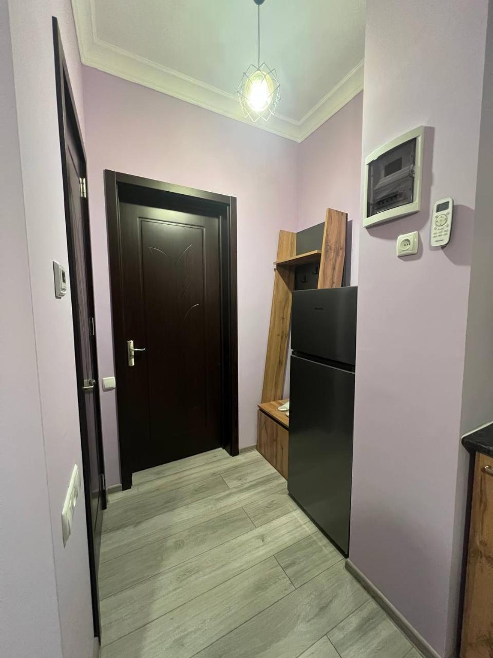 Apartment Merabi Batumi Eksteriør bilde