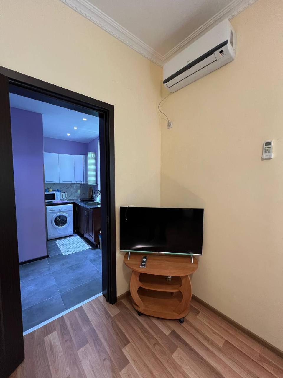 Apartment Merabi Batumi Eksteriør bilde