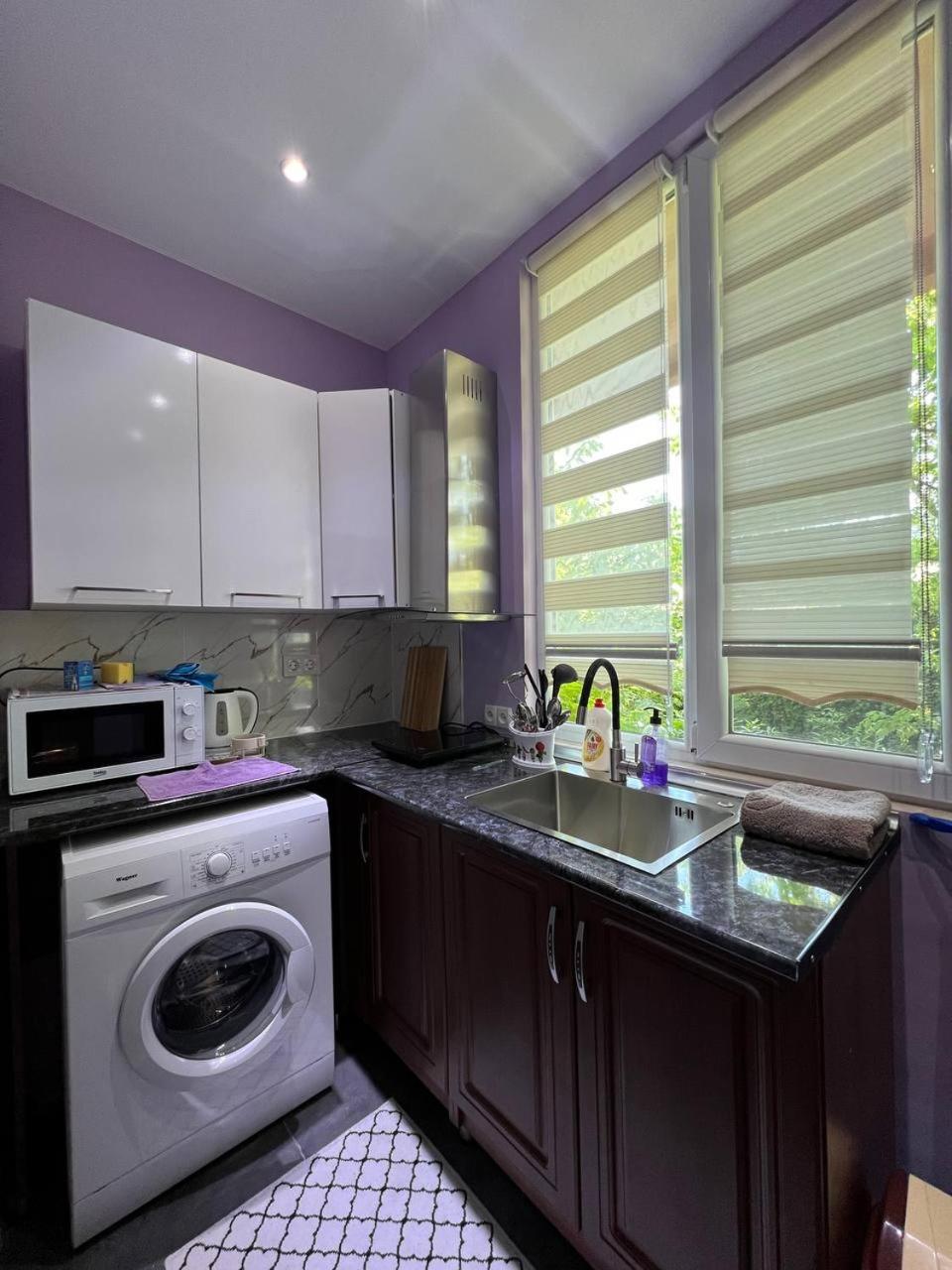 Apartment Merabi Batumi Eksteriør bilde