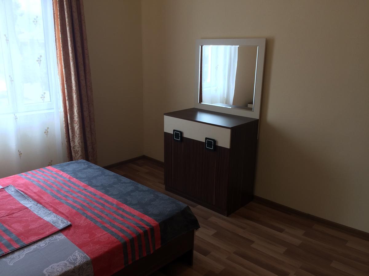 Apartment Merabi Batumi Eksteriør bilde